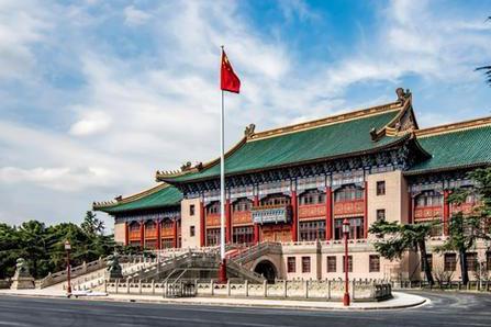 上海体育大学2025年体育单招计划招生420人，取消12个招生项目