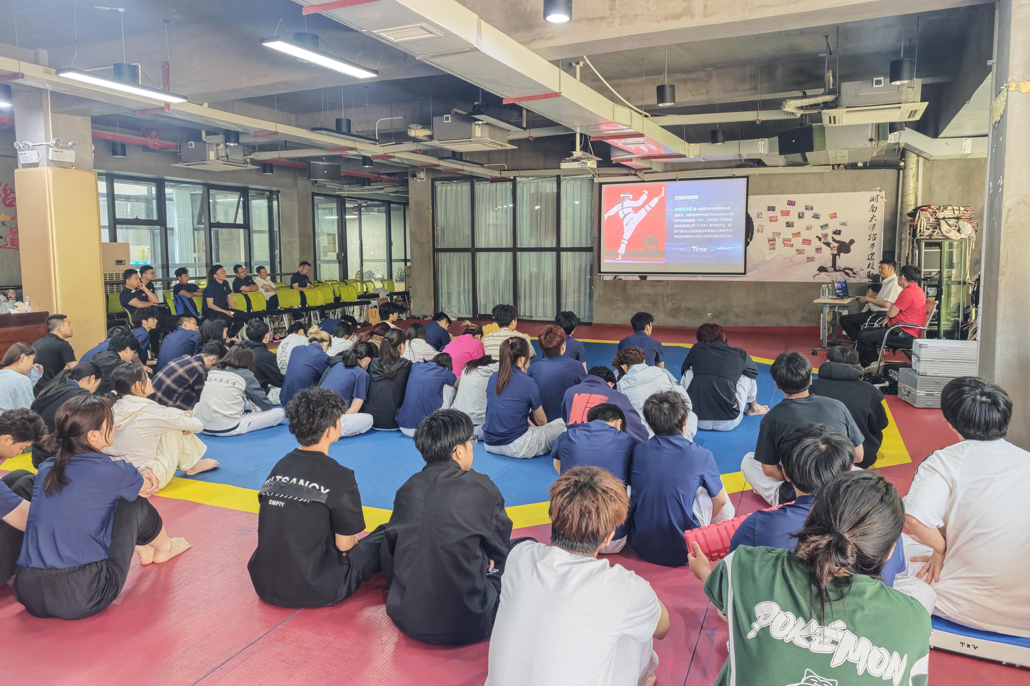 VTKD走进湖南大学：一场技术分享点燃学子热情